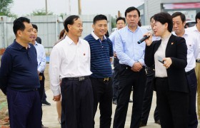 高新區(qū)領(lǐng)導(dǎo)一行蒞臨匯達(dá)物流園視察指導(dǎo)